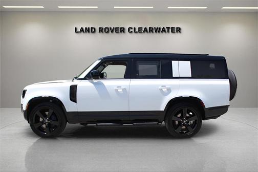 2025 Land Rover Defender P400 X-Dynamic SE