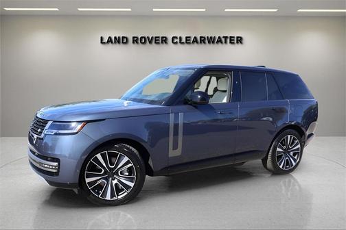 2026 Land Rover Range Rover P550e SE