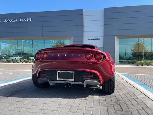 2005 Lotus Elise 