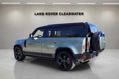 2023 Land Rover Defender 110 X-Dynamic SE