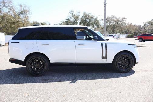 2026 Land Rover Range Rover P400 SE 7 Seat