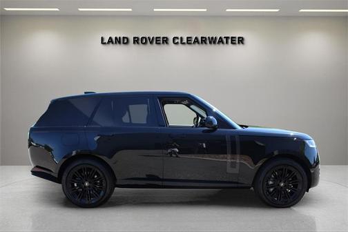 2025 Land Rover Range Rover P530 SE