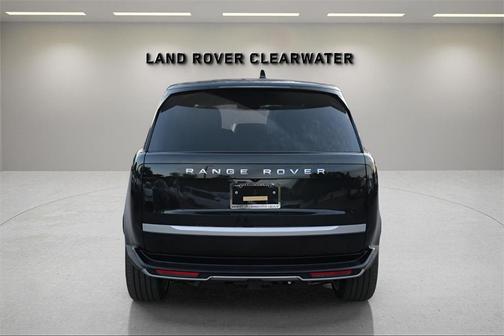 2026 Land Rover Range Rover AUTOBIOGRAPHY