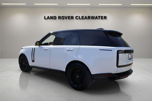 2024 Land Rover Range Rover P400 SE