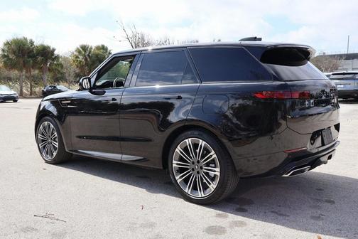 2025 Land Rover Range Rover Sport P460 Dynamic SE
