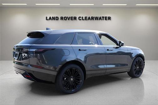 2026 Land Rover Range Rover Velar P250 Dynamic SE