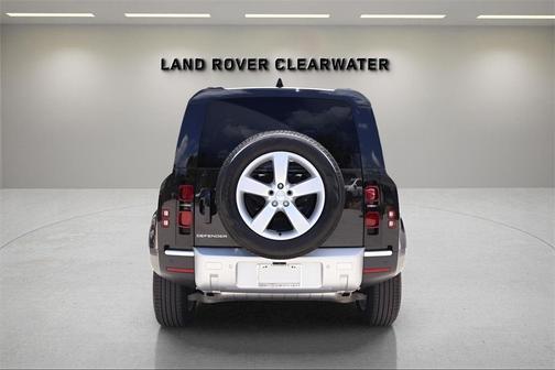 2025 Land Rover Defender P400 S