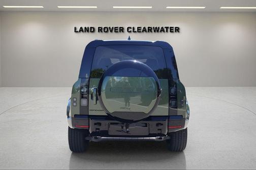 Woolstone Green 2026 Land Rover Defender P400 X-Dynamic SE