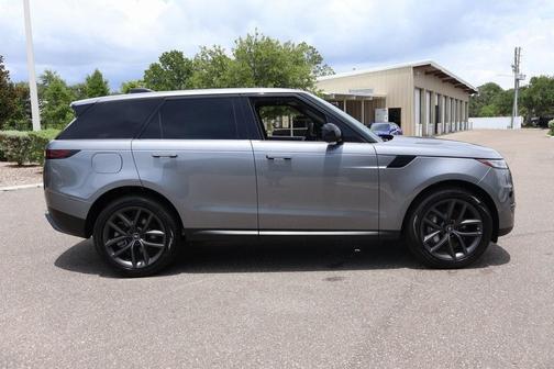 2025 Land Rover Range Rover Sport P360 SE