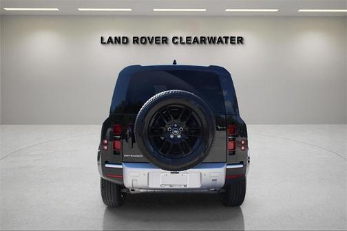 2025 Land Rover Defender P300 S