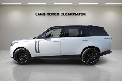 2026 Land Rover Range Rover SE