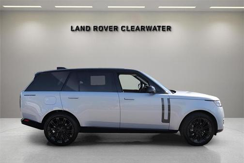 2026 Land Rover Range Rover SE