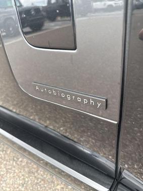 Santorini Black 2025 Land Rover Range Rover AUTOBIOGRAPHY