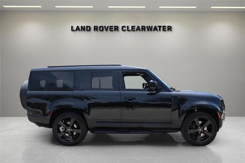 2025 Land Rover Defender P400 X-Dynamic SE