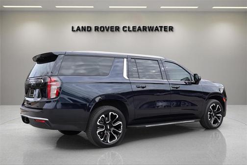 2022 Chevrolet Suburban LT