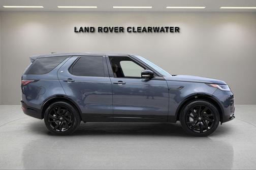 Varesine Blue 2025 Land Rover Discovery P300 Dynamic SE