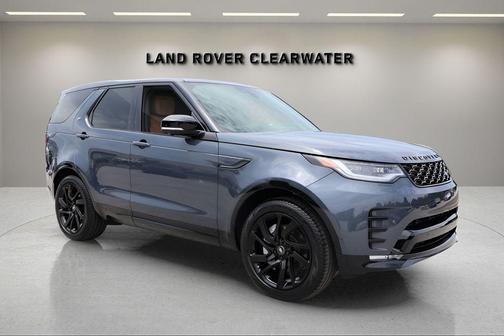 Varesine Blue 2025 Land Rover Discovery P300 Dynamic SE