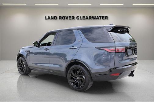 Varesine Blue 2025 Land Rover Discovery P300 Dynamic SE