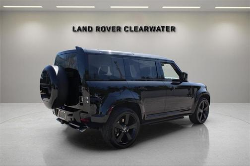 2025 Land Rover Defender P525 V8