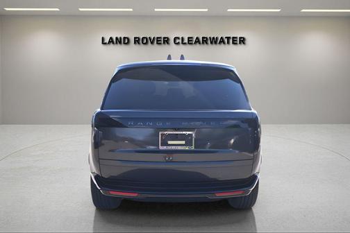 Carpathian Grey 2026 Land Rover Range Rover P400 SE 7 Seat