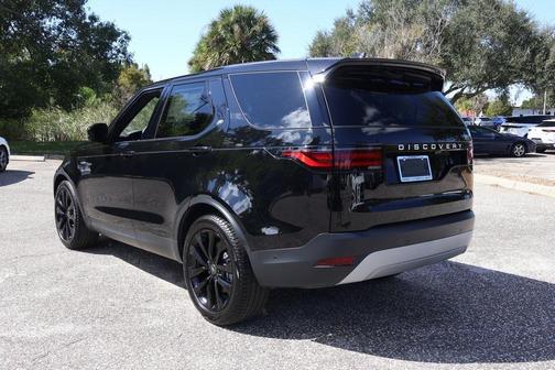 2026 Land Rover Discovery S