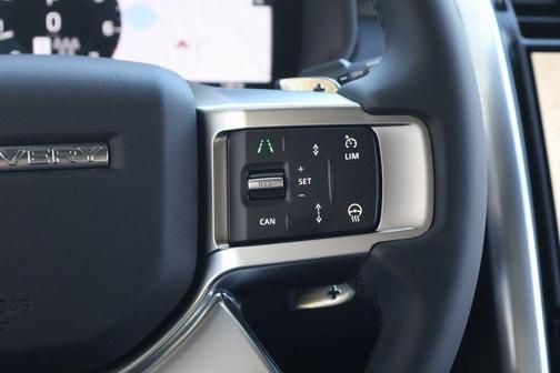 2026 Land Rover Discovery S