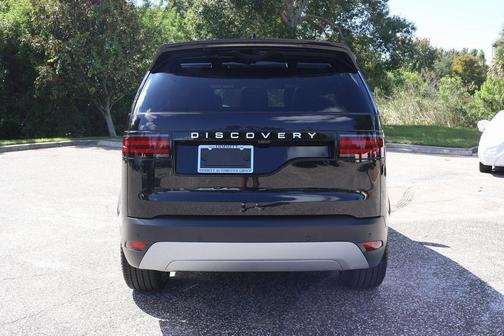 2026 Land Rover Discovery S