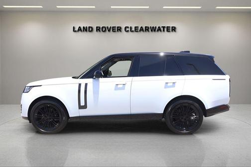 Fuji White 2026 Land Rover Range Rover P400 SE