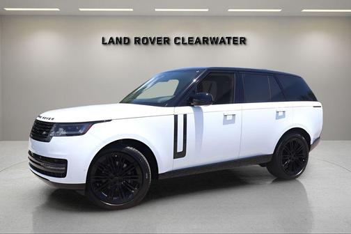 Fuji White 2026 Land Rover Range Rover P400 SE
