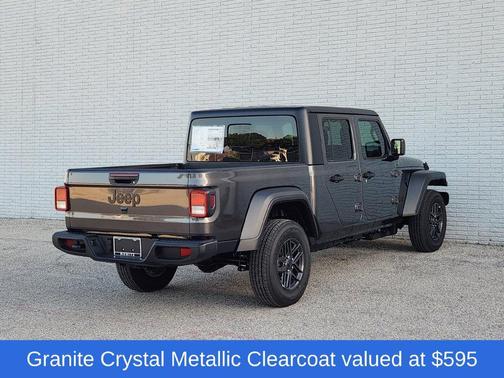 Granite Crystal Clearcoat Metallic 2026 Jeep Gladiator Sport