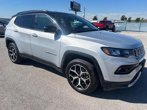 Silver Zynith 2025 Jeep Compass Limited