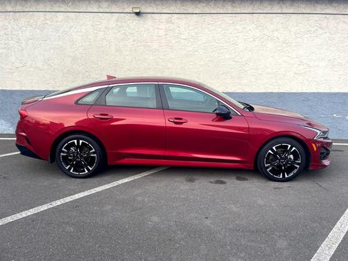 2022 Kia K5 GT-Line