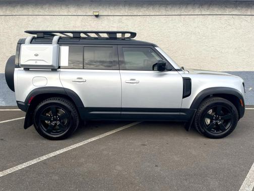 2020 Land Rover Defender 110 First Edition
