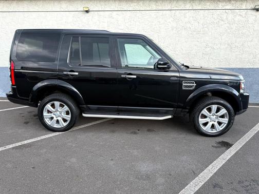 2016 Land Rover LR4 Base