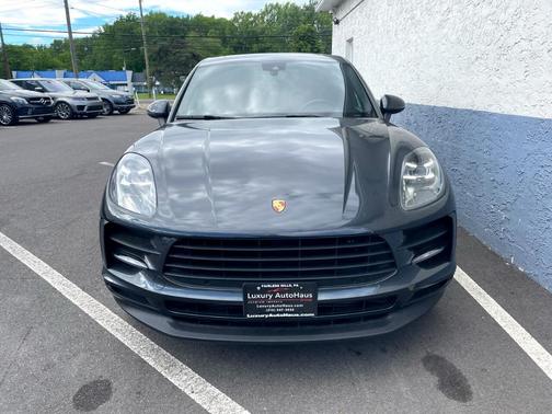 2019 Porsche Macan Base
