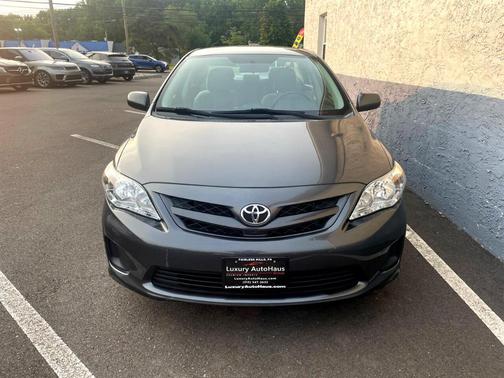 2012 Toyota Corolla LE