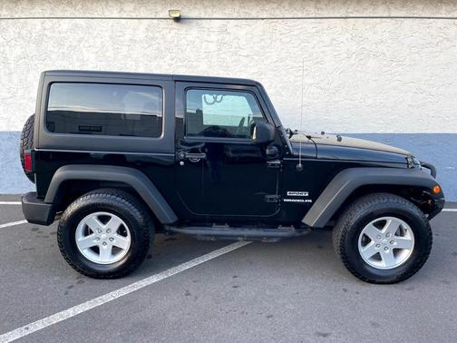 2016 Jeep Wrangler Sport