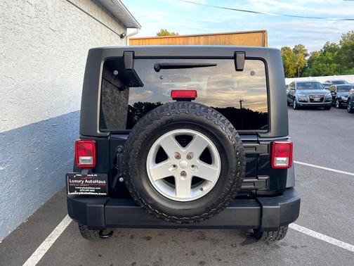 2016 Jeep Wrangler Sport
