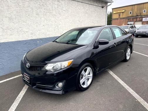 2012 Toyota Camry SE Sport