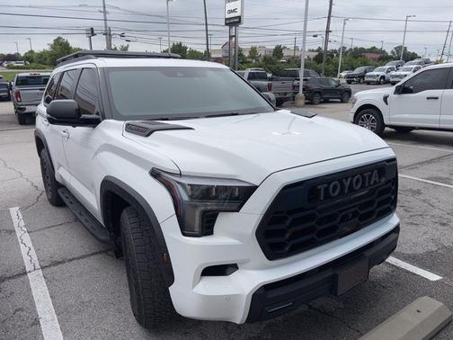 Ice 2024 Toyota Sequoia TRD Pro
