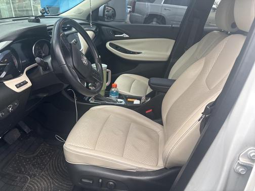 2020 Buick Encore GX Essence