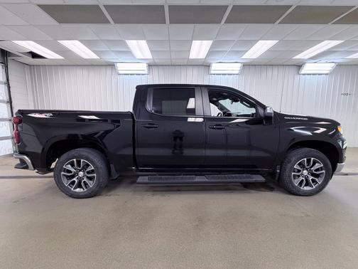 Black 2024 Chevrolet Silverado 1500 LT