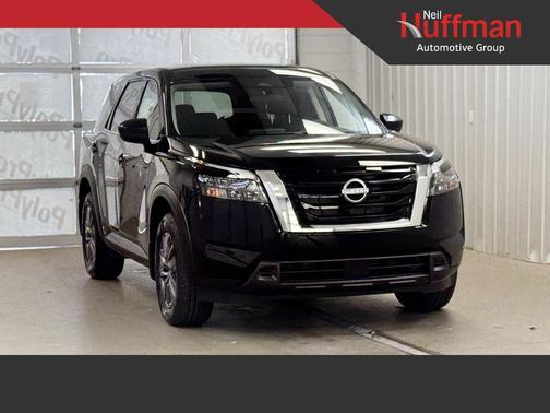 2025 Nissan Pathfinder S 4WD