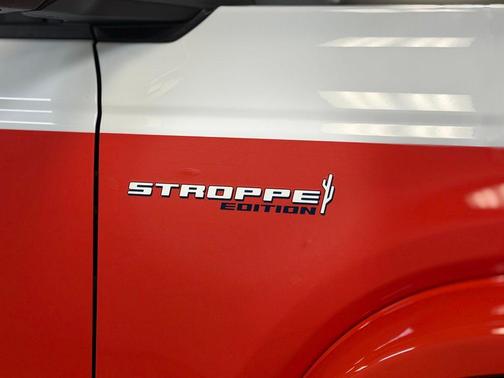 Oxford White 2025 Ford Bronco Stroppe Edition