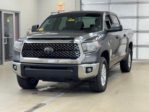 Magnetic Gray Metallic 2018 Toyota Tundra SR5