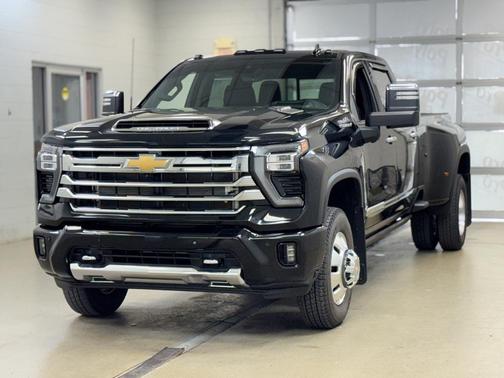 2024 Chevrolet Silverado 3500 High Country