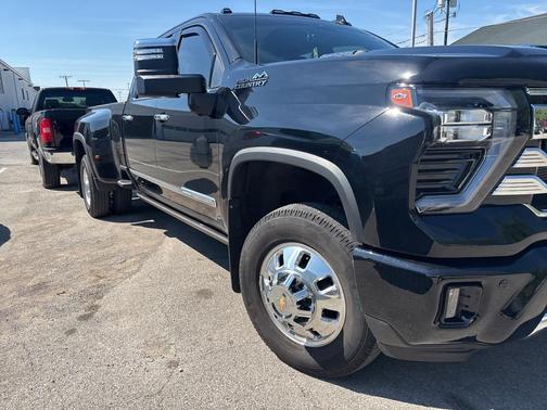 2024 Chevrolet Silverado 3500 High Country