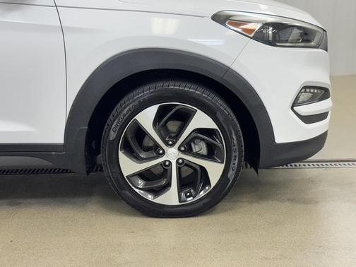 2016 Hyundai TUCSON Sport