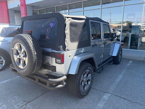 Billet Silver Metallic Clearcoat 2018 Jeep Wrangler JK Unlimited Sahara