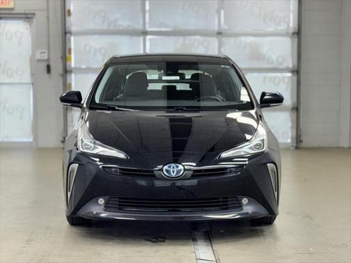 2021 Toyota Prius LE